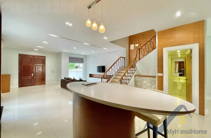 Xem ảnh 13: Ảnh 13: Biệt thự Vinhomes Riverside cho thuê, căn song lập full đồ