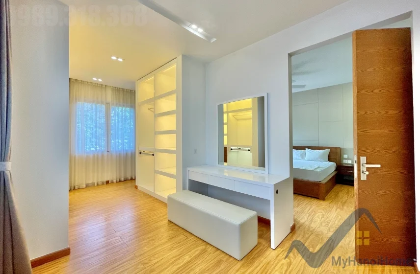 Xem ảnh 18: Ảnh 18: Biệt thự Vinhomes Riverside cho thuê, căn song lập full đồ