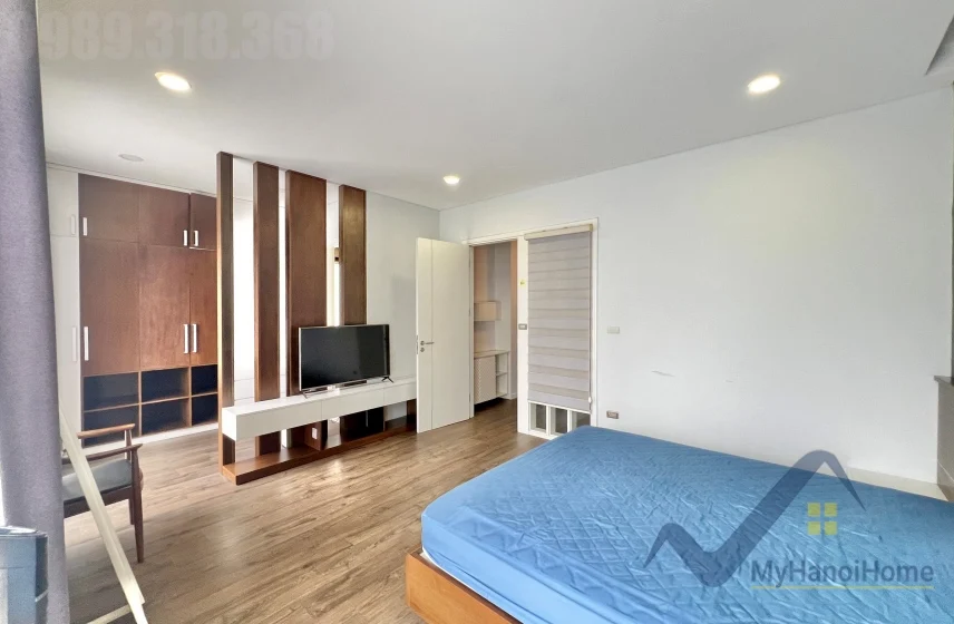 Xem ảnh 6: Ảnh 6: Biệt thự Vinhomes Riverside cho thuê căn song lập, gần sân Golf