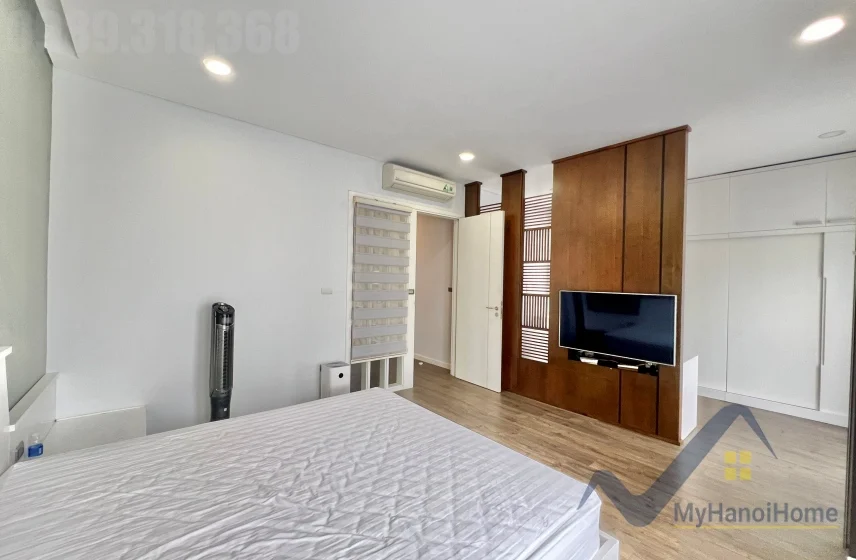 Xem ảnh 10: Ảnh 10: Biệt thự Vinhomes Riverside cho thuê căn song lập, gần sân Golf