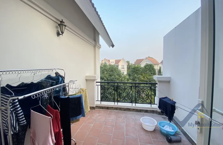 Xem ảnh 9: Ảnh 9: Biệt thự Vinhomes Riverside cho thuê, có tầng hầm và sân vườn