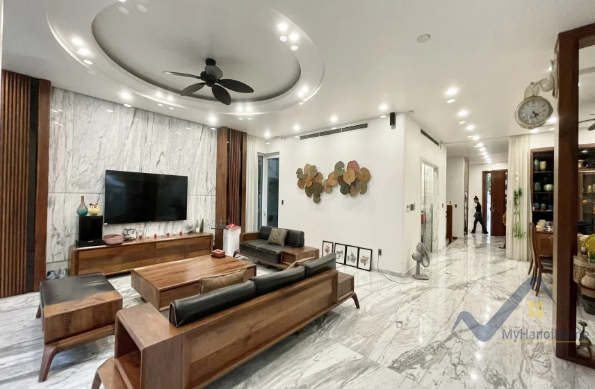 Xem ảnh 2: Ảnh 2: Biệt thự Vinhomes Riverside cho thuê đơn lập, đã thiết kế mới