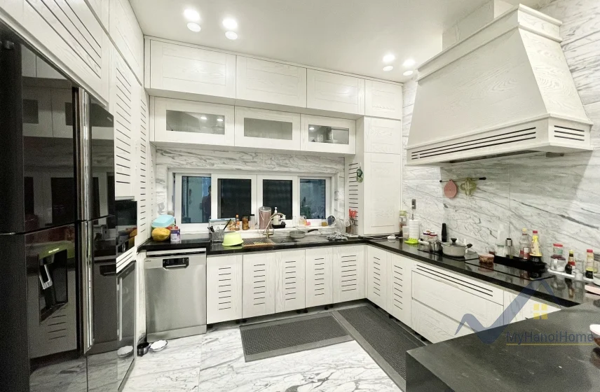 Xem ảnh 16: Ảnh 16: Biệt thự Vinhomes Riverside cho thuê đơn lập, đã thiết kế mới