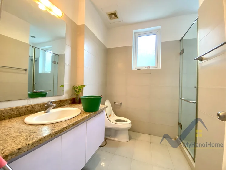 Xem ảnh 5: Ảnh 5: Biệt thự Vinhomes Riverside cho thuê đủ đồ 5PN