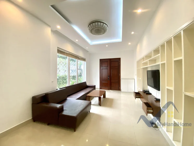 Xem ảnh 9: Ảnh 9: Biệt thự Vinhomes Riverside cho thuê đủ đồ 5PN