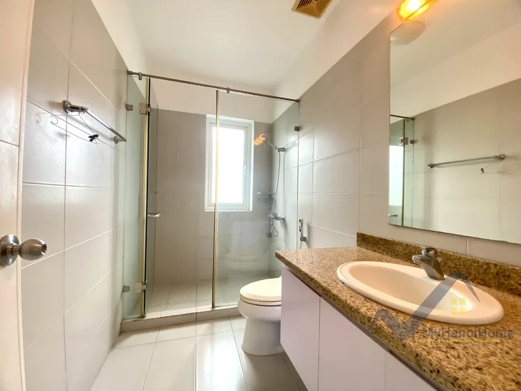Xem ảnh 17: Ảnh 17: Biệt thự Vinhomes Riverside cho thuê đủ đồ 5PN