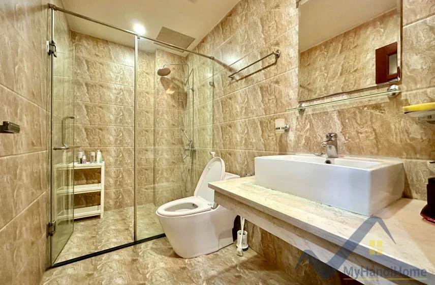 Xem ảnh 3: Ảnh 3: Biệt thự Vinhomes Riverside cho thuê đủ đồ gần vườn hoa