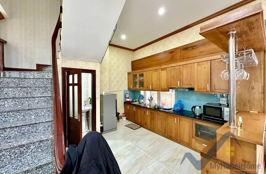 Xem ảnh 7: Ảnh 7: Biệt thự Vinhomes Riverside cho thuê đủ đồ gần vườn hoa