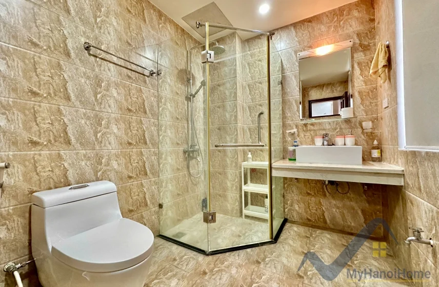 Xem ảnh 10: Ảnh 10: Biệt thự Vinhomes Riverside cho thuê đủ đồ gần vườn hoa