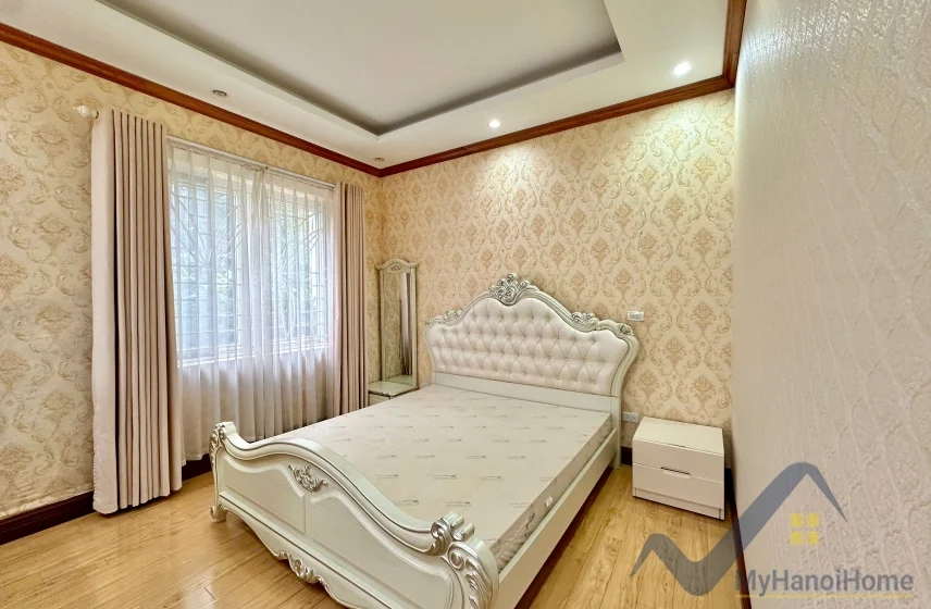 Xem ảnh 11: Ảnh 11: Biệt thự Vinhomes Riverside cho thuê đủ đồ gần vườn hoa
