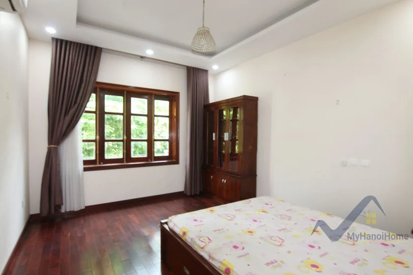 Xem ảnh 5: Ảnh 5: Biệt thự Vinhomes Riverside cho thuê gần trường BIS full đồ