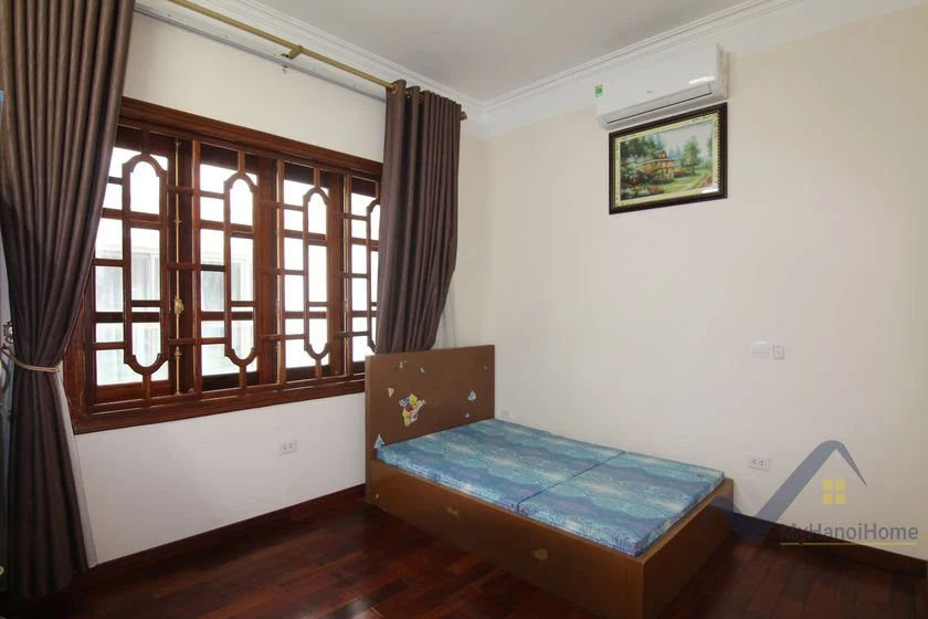 Xem ảnh 8: Ảnh 8: Biệt thự Vinhomes Riverside cho thuê gần trường BIS full đồ