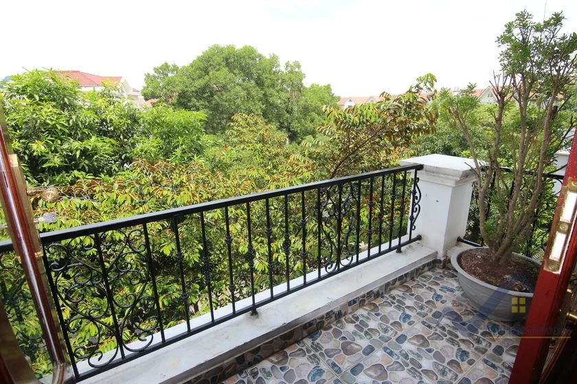 Xem ảnh 12: Ảnh 12: Biệt thự Vinhomes Riverside cho thuê gần trường BIS full đồ
