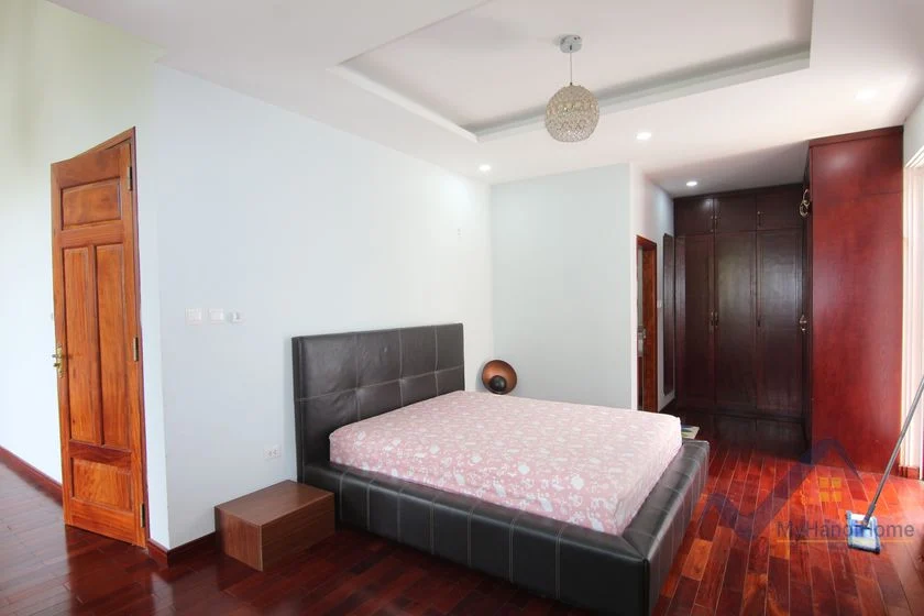 Xem ảnh 15: Ảnh 15: Biệt thự Vinhomes Riverside cho thuê gần trường BIS full đồ
