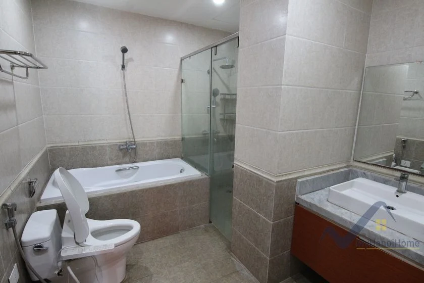 Xem ảnh 17: Ảnh 17: Biệt thự Vinhomes Riverside cho thuê gần trường BIS full đồ