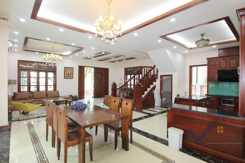 Xem ảnh 19: Ảnh 19: Biệt thự Vinhomes Riverside cho thuê gần trường BIS full đồ