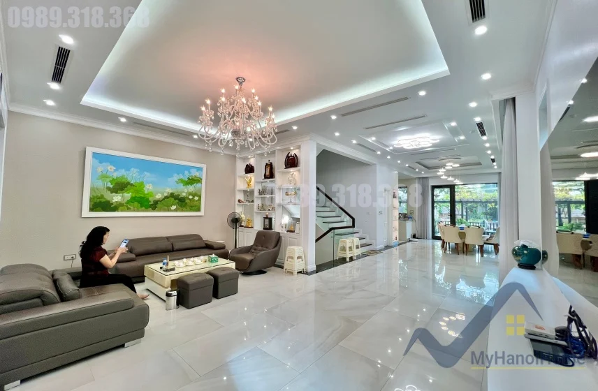 Xem ảnh 2: Ảnh 2: Biệt thự Vinhomes Riverside cho thuê gần vườn hoa, công viên