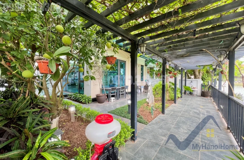 Xem ảnh 4: Ảnh 4: Biệt thự Vinhomes Riverside cho thuê gần vườn hoa, công viên