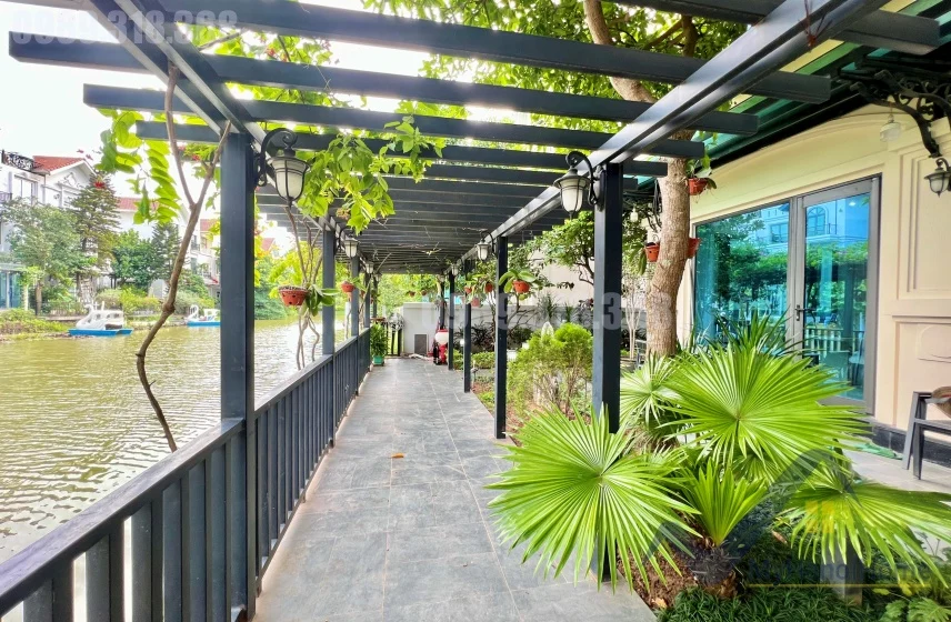 Xem ảnh 6: Ảnh 6: Biệt thự Vinhomes Riverside cho thuê gần vườn hoa, công viên