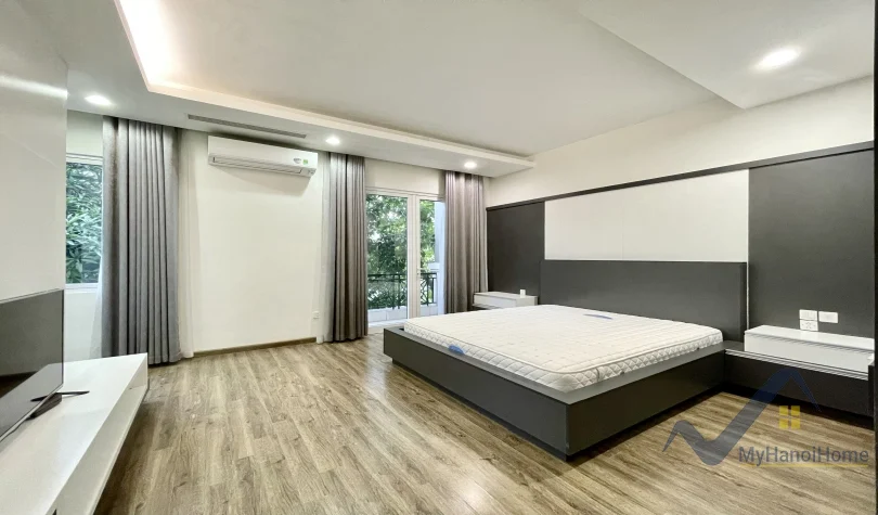 Xem ảnh 6: Ảnh 6: Biệt thự Vinhomes Riverside cho thuê hướng Tây Bắc