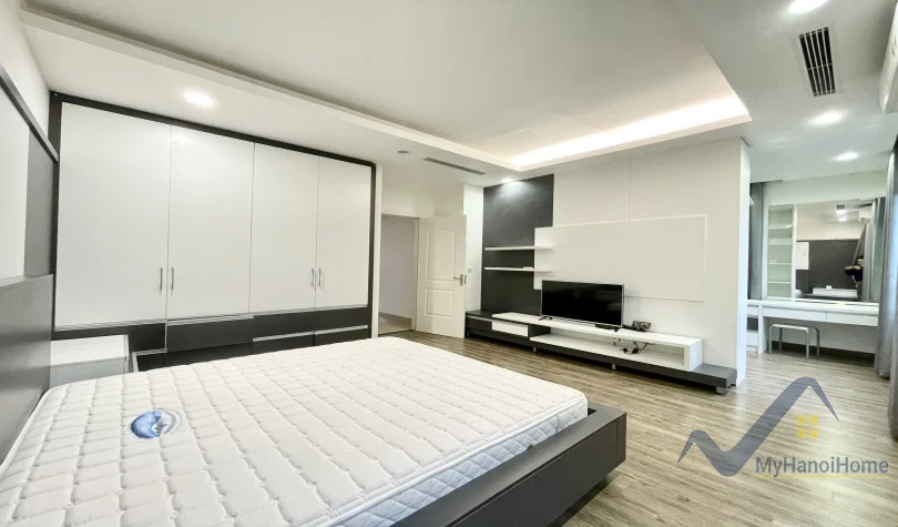 Xem ảnh 7: Ảnh 7: Biệt thự Vinhomes Riverside cho thuê hướng Tây Bắc