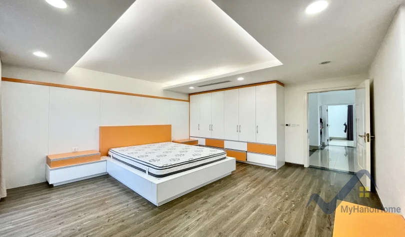 Xem ảnh 10: Ảnh 10: Biệt thự Vinhomes Riverside cho thuê hướng Tây Bắc