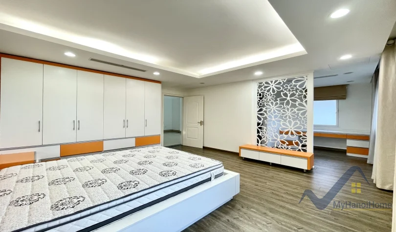 Xem ảnh 11: Ảnh 11: Biệt thự Vinhomes Riverside cho thuê hướng Tây Bắc