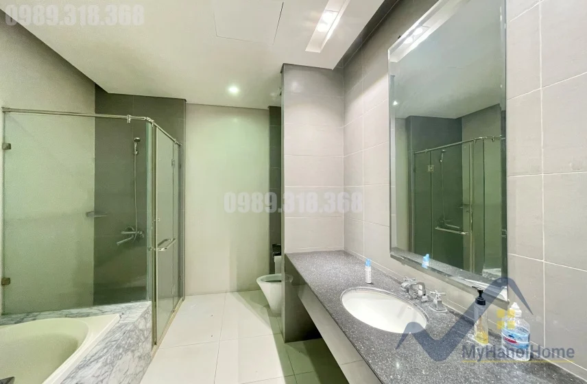 Xem ảnh 6: Ảnh 6: Biệt thự Vinhomes Riverside cho thuê không đồ, 4PN