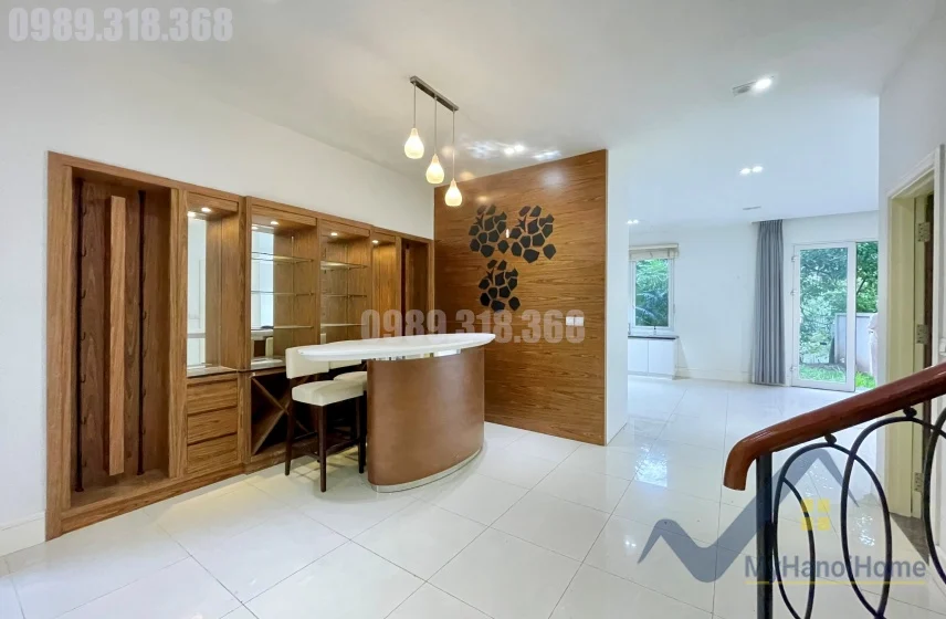 Xem ảnh 16: Ảnh 16: Biệt thự Vinhomes Riverside cho thuê không đồ, 4PN