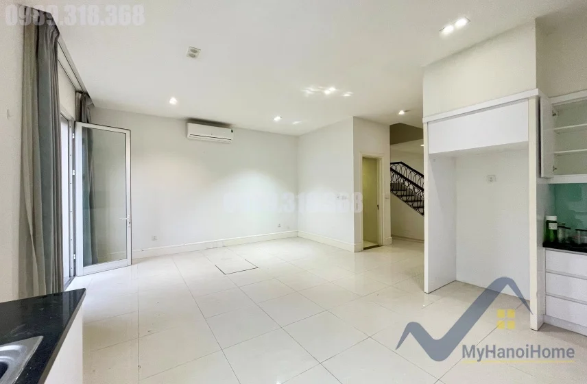 Xem ảnh 18: Ảnh 18: Biệt thự Vinhomes Riverside cho thuê không đồ, 4PN