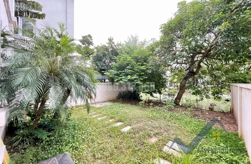 Xem ảnh 19: Ảnh 19: Biệt thự Vinhomes Riverside cho thuê không đồ, 4PN