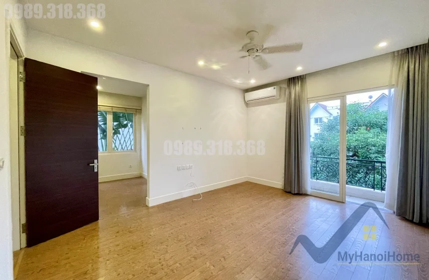 Xem ảnh 20: Ảnh 20: Biệt thự Vinhomes Riverside cho thuê không đồ, 4PN