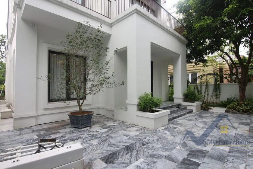 Xem ảnh 2: Ảnh 2: Biệt thự Vinhomes Riverside đơn lập, thiết kế hiện đại, full nội thất