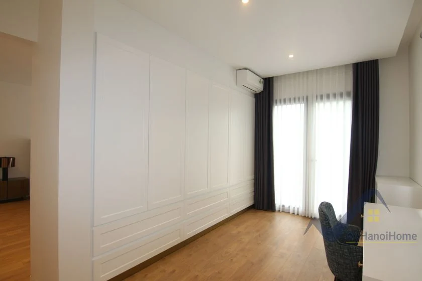 Xem ảnh 12: Ảnh 12: Biệt thự Vinhomes Riverside đơn lập, thiết kế hiện đại, full nội thất