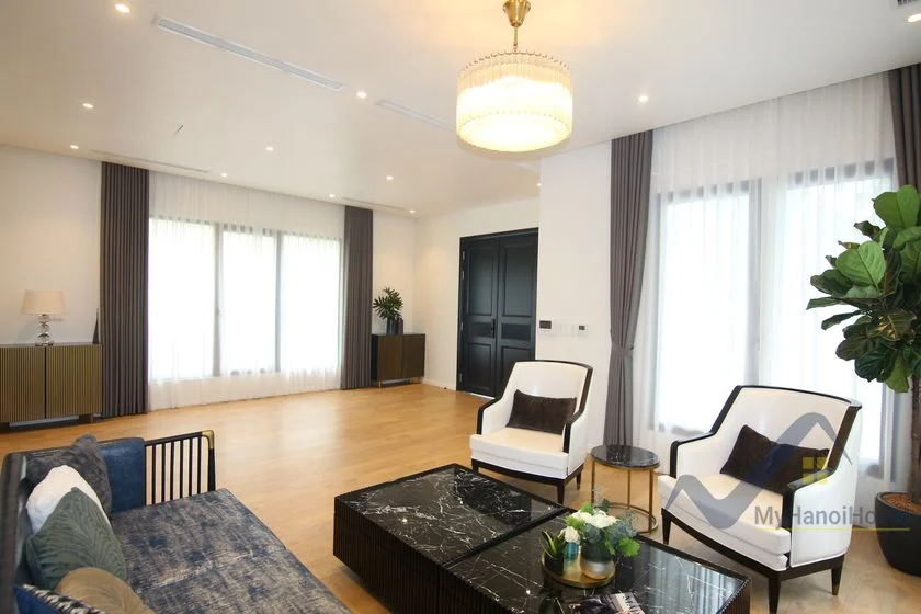Xem ảnh 18: Ảnh 18: Biệt thự Vinhomes Riverside đơn lập, thiết kế hiện đại, full nội thất