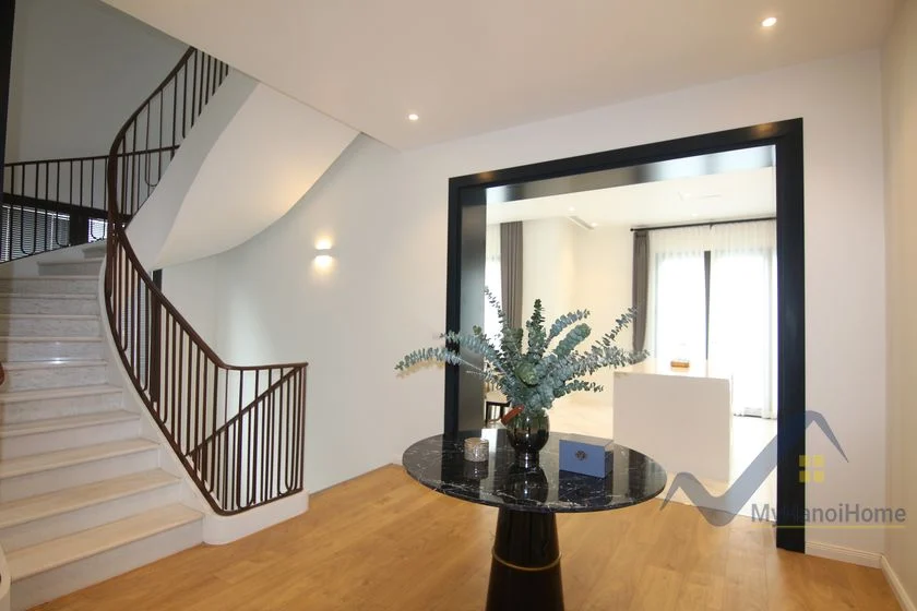 Xem ảnh 19: Ảnh 19: Biệt thự Vinhomes Riverside đơn lập, thiết kế hiện đại, full nội thất