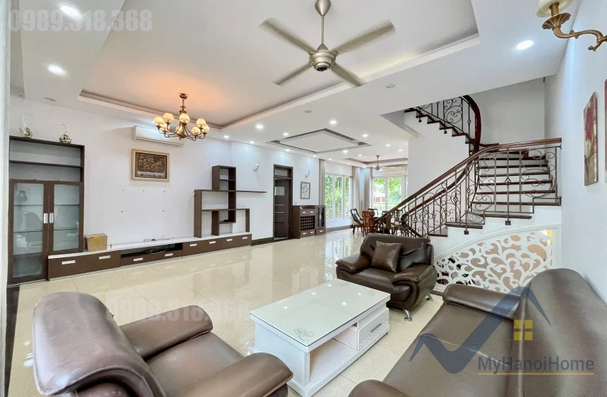 Xem ảnh 13: Ảnh 13: Biệt thự Vinhomes Riverside đủ đồ Hoa Sữa cho thuê