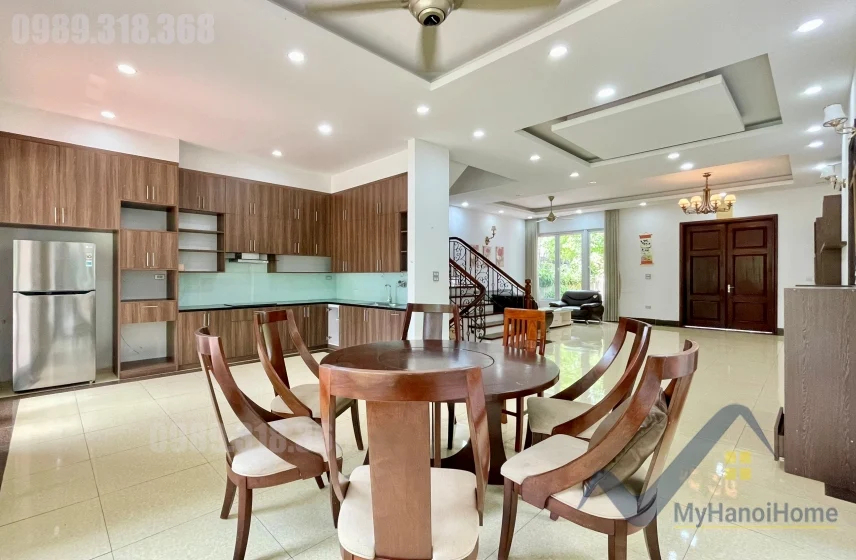 Xem ảnh 15: Ảnh 15: Biệt thự Vinhomes Riverside đủ đồ Hoa Sữa cho thuê