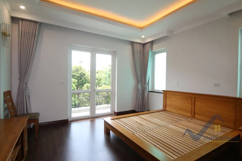 Xem ảnh 10: Ảnh 10: Cần bán biệt thự đơn lập Vinhomes Riverside đã hoàn thiện đẹp
