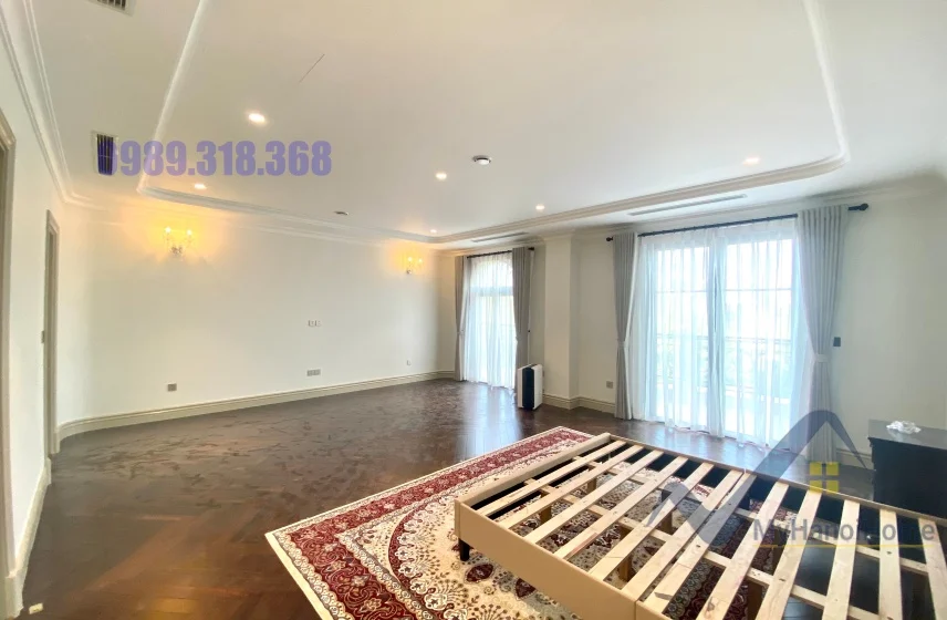 Xem ảnh 9: Ảnh 9: Cần bán biệt thự Vinhomes Riverside đơn lập, có thang máy