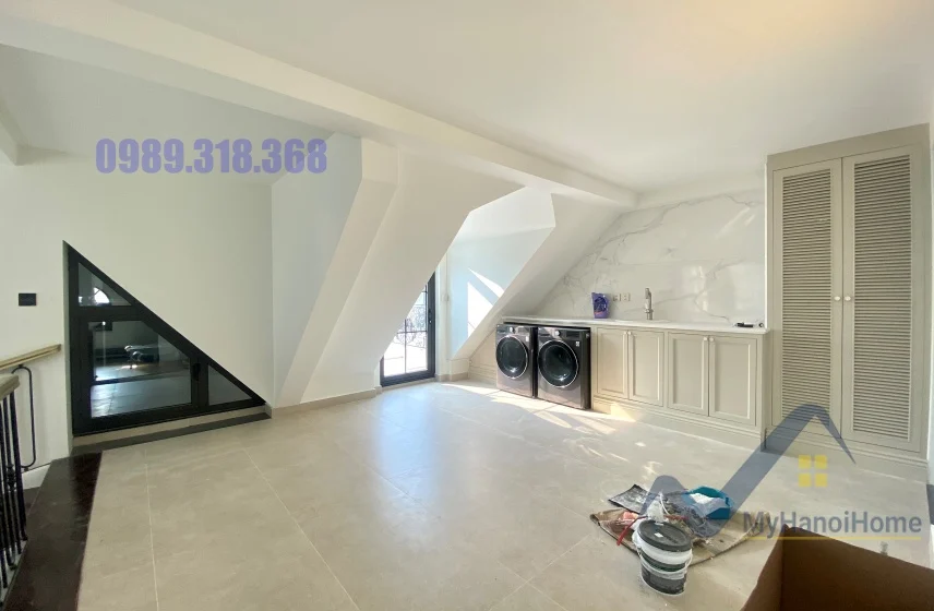 Xem ảnh 15: Ảnh 15: Cần bán biệt thự Vinhomes Riverside đơn lập, có thang máy