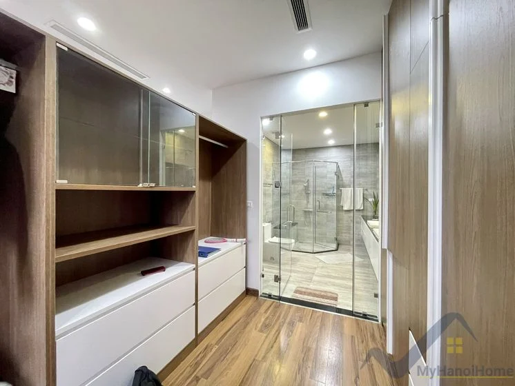 Xem ảnh 5: Ảnh 5: Căn biệt thự đơn lập cho thuê tại Vinhome Riverside đủ đồ
