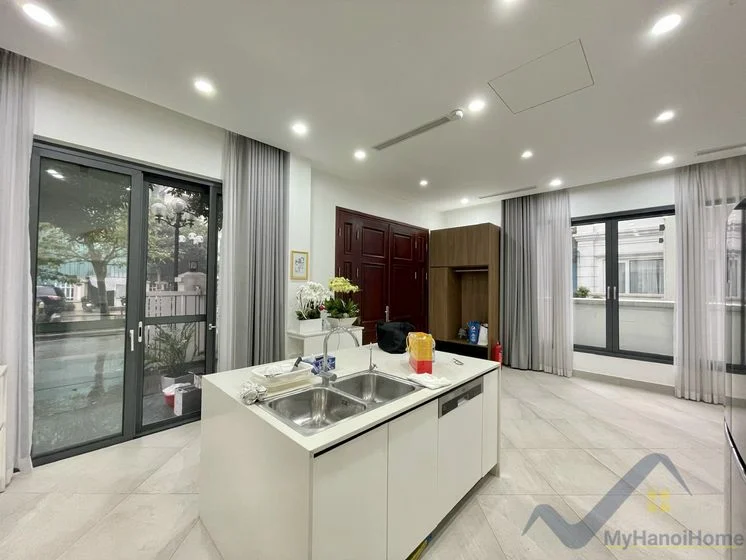 Xem ảnh 23: Ảnh 23: Căn biệt thự đơn lập cho thuê tại Vinhome Riverside đủ đồ