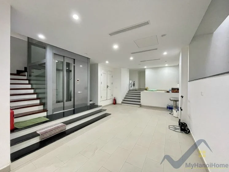 Xem ảnh 24: Ảnh 24: Căn biệt thự đơn lập cho thuê tại Vinhome Riverside đủ đồ