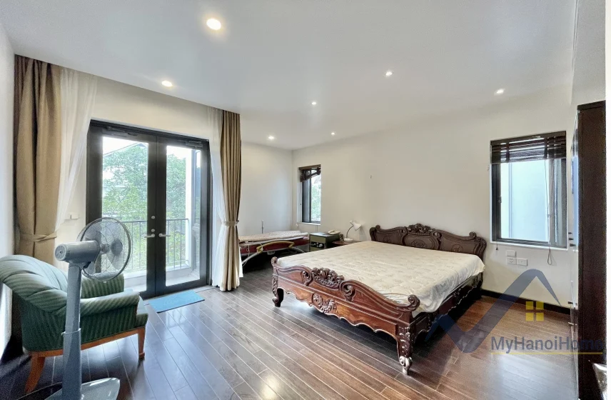 Xem ảnh 7: Ảnh 7: Cần cho thuê biệt thự đơn lập Vinhomes Riverside đầy đủ nội thất