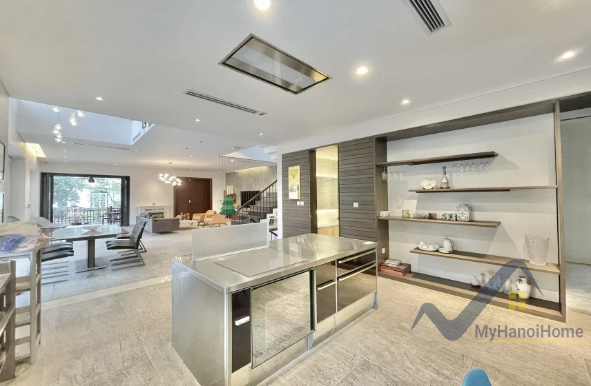 Xem ảnh 17: Ảnh 17: Cần cho thuê biệt thự đơn lập Vinhomes Riverside đầy đủ nội thất