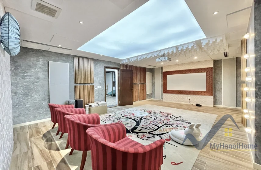 Xem ảnh 21: Ảnh 21: Cần cho thuê biệt thự đơn lập Vinhomes Riverside đầy đủ nội thất