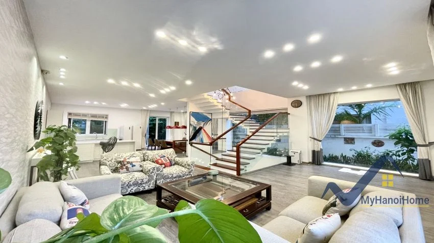 Xem ảnh 13: Ảnh 13: Cần cho thuê biệt thự song lập, có sông Vinhomes Riverside