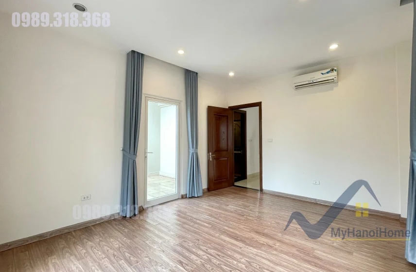 Xem ảnh 6: Ảnh 6: Cần cho thuê biệt thự song lập Vinhomes Riverside không đồ 4PN