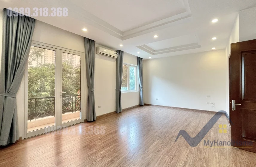 Xem ảnh 19: Ảnh 19: Cần cho thuê biệt thự song lập Vinhomes Riverside không đồ 4PN
